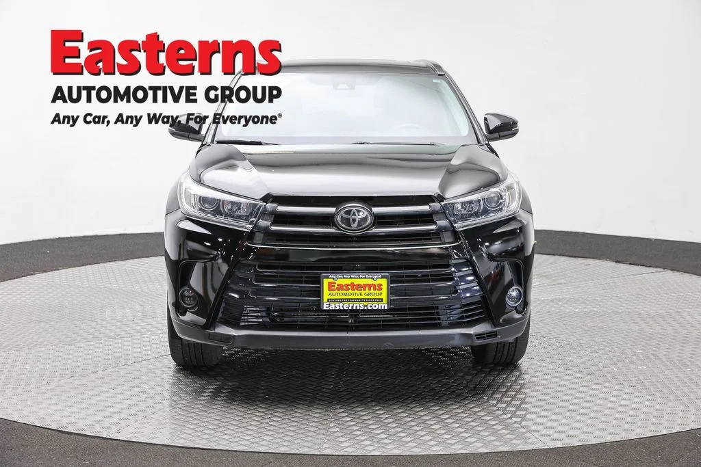 Used 2018 Black Toyota SE image 2