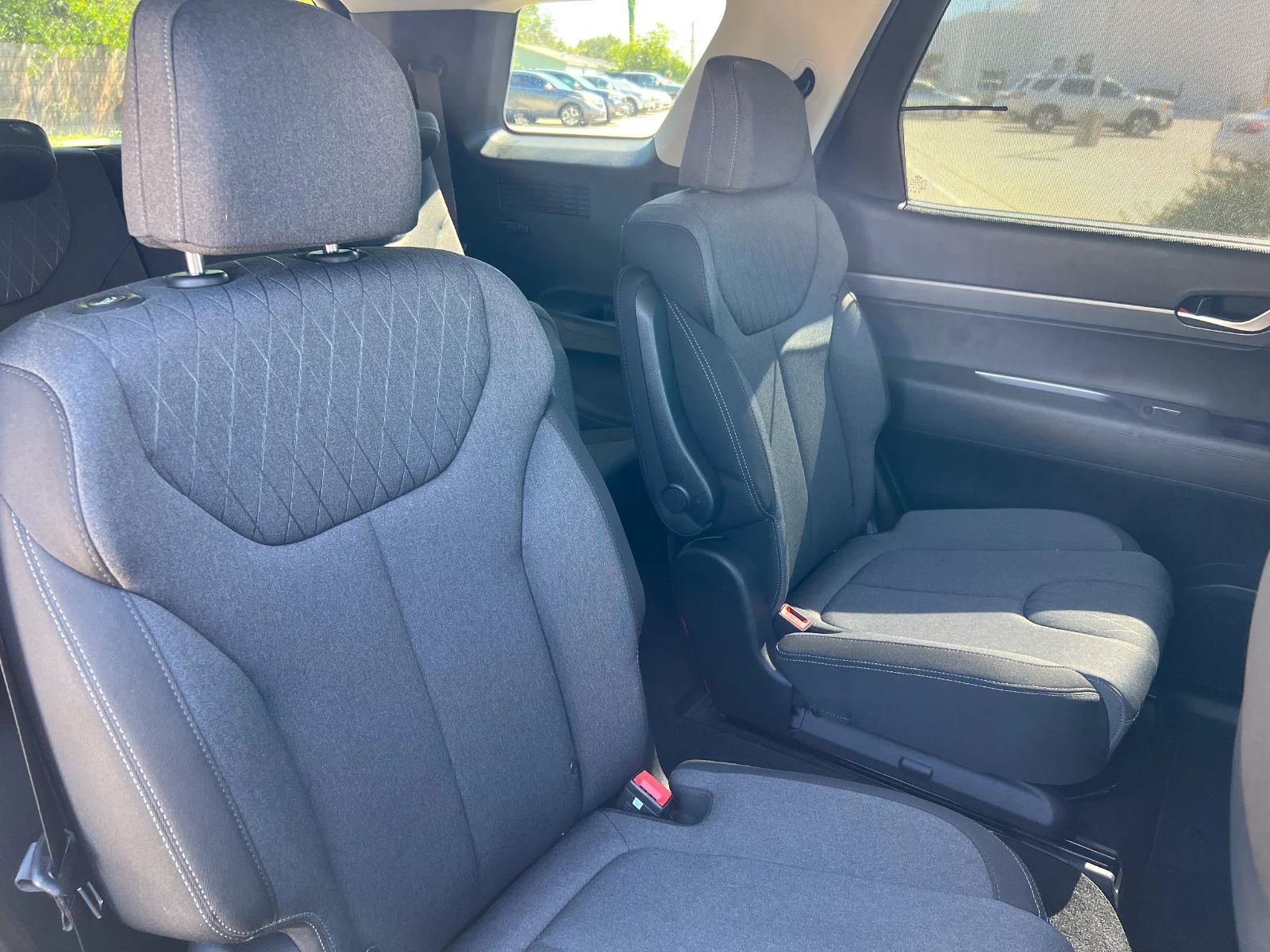 Used 2022 Green Hyundai SEL image 21