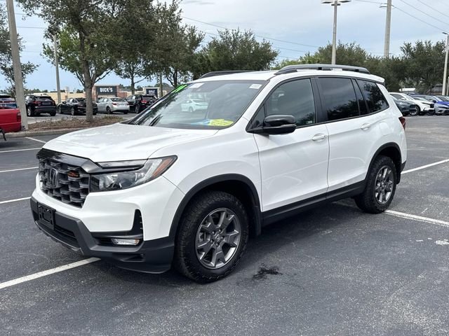 Certified Used 2024 Platinum White Pearl Honda AWD TRAILSPORT image 8