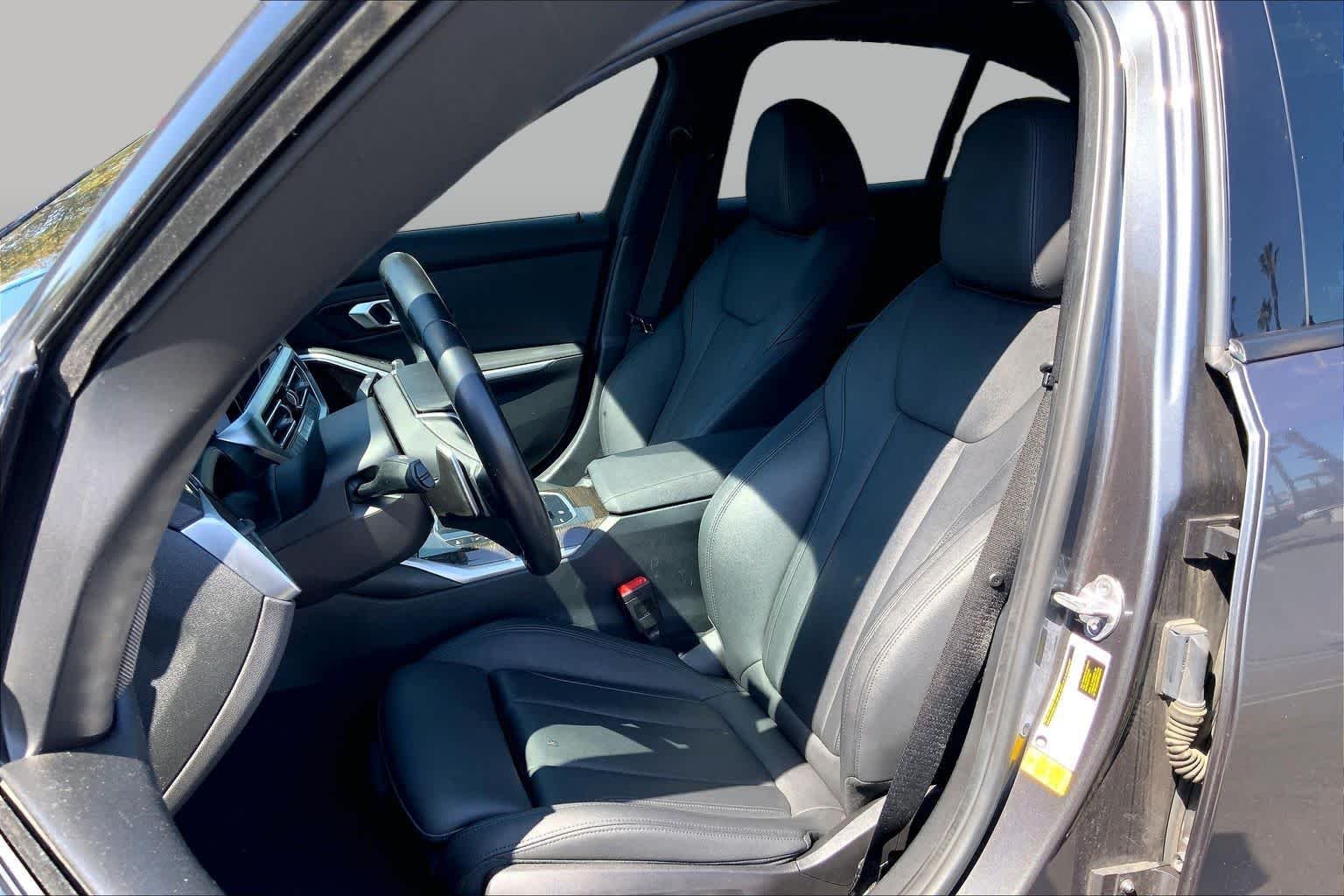 Pre-Owned 2021 BMW 330i 330i