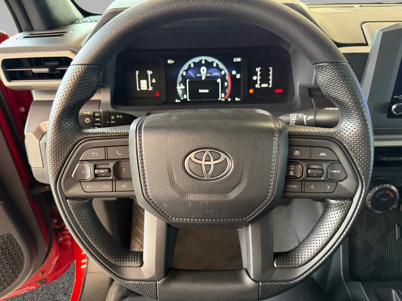 2026 Toyota Tacoma SR5 - Photo 13