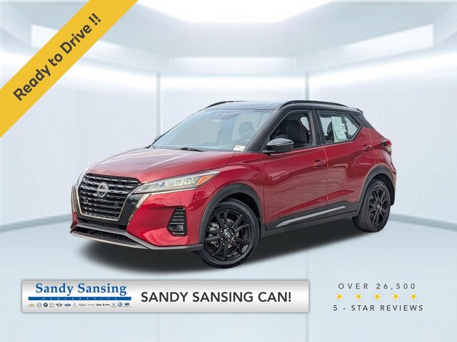 2022 Nissan Kicks SR