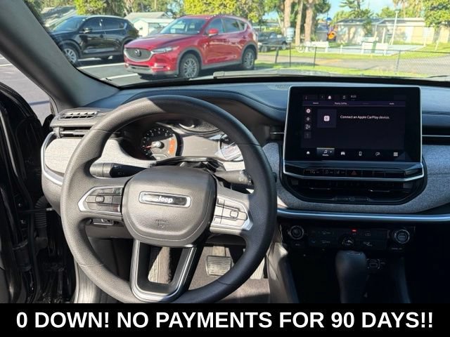 Used 2023 Diamond Black Cry Jeep Sport image 17