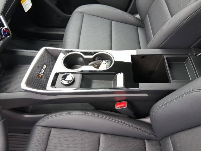2027 Chevrolet Equinox LT - Photo 20
