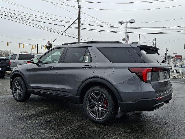 New 2026 Carbonized Gray Metallic Ford ST-Line image 23