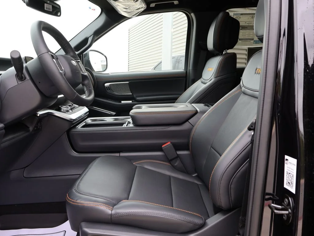 New 2026 Agate Black Metallic Ford Tremor® image 25