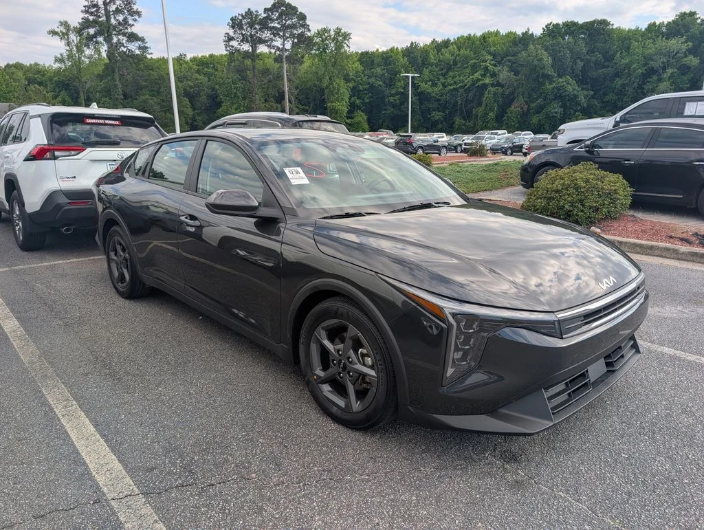 2025 Kia K4's photo
