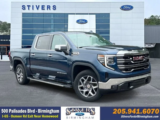 Certified Used 2022 Pacific Blue Metallic GMC SLT image 1