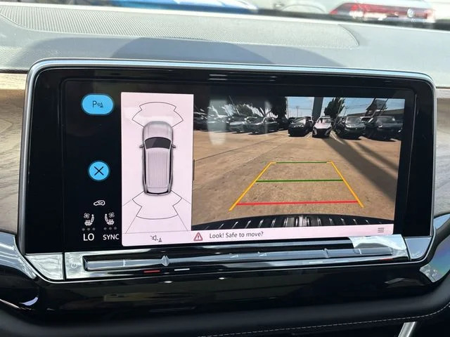 New 2026 Blue Volkswagen 2.0T SE w/Technology image 13
