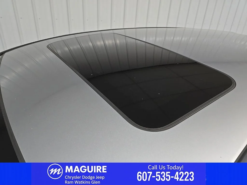 Used 2019  Honda EX-L image 14