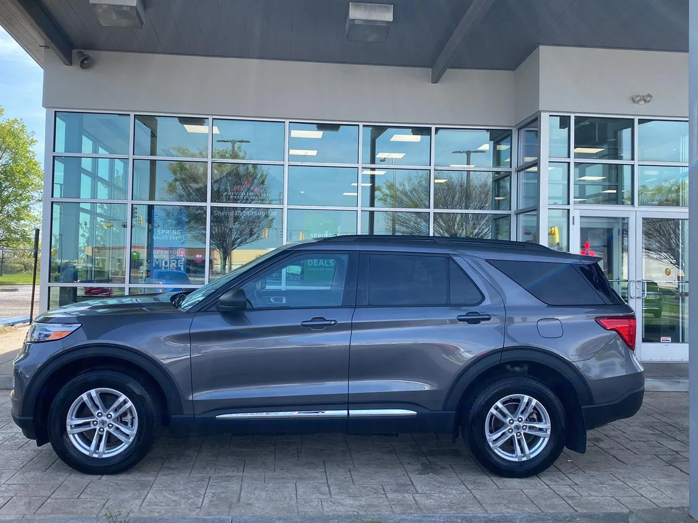 Used 2023 Carbonized Gray Ford XLT image 4