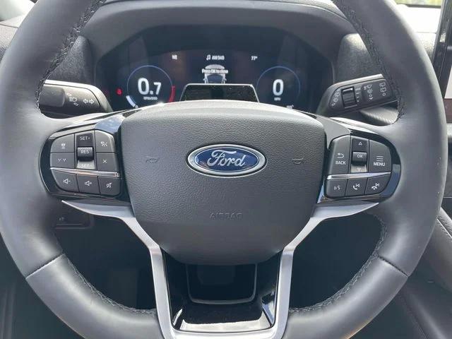New 2026 White Ford Platinum image 19