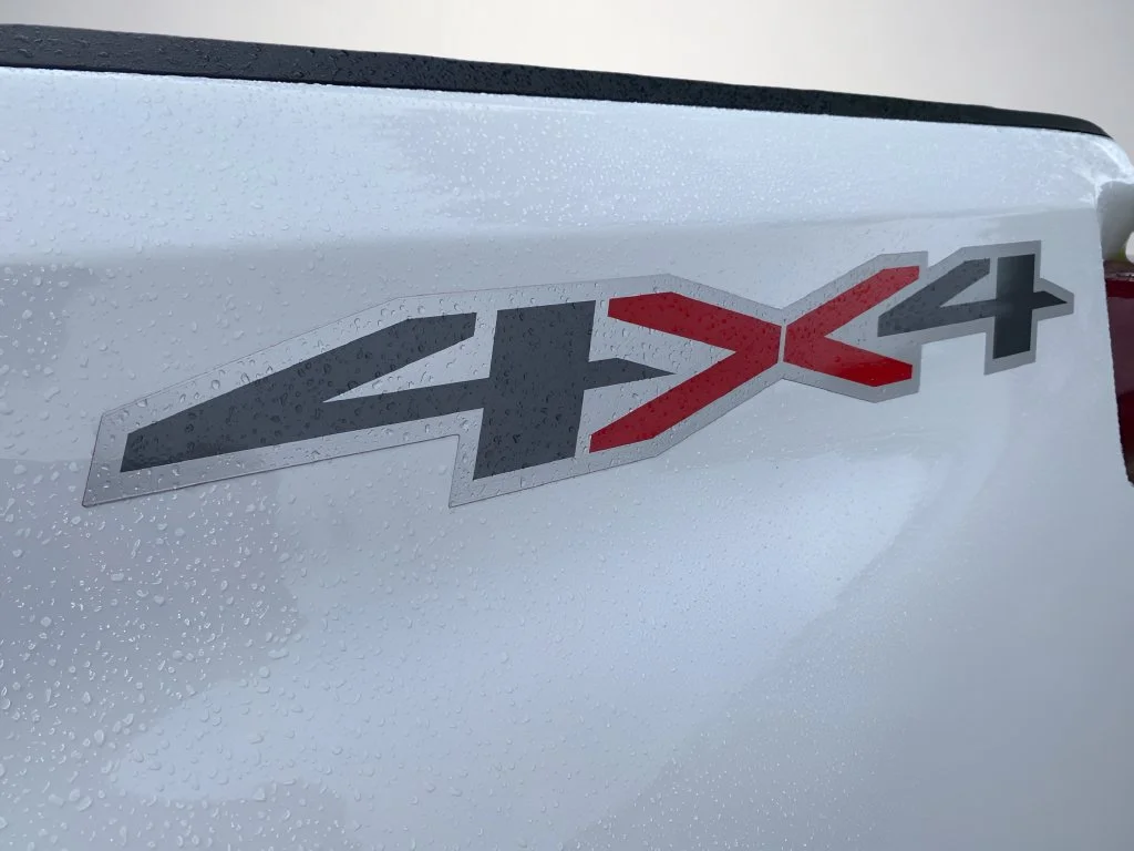 Used 2026 Summit White Chevrolet LT image 30