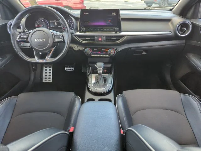 Used 2022 Black Kia GT-Line image 23