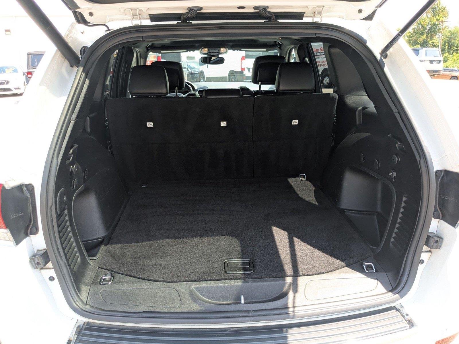 Used 2021 Bright White Clearcoat Jeep Limited image 5
