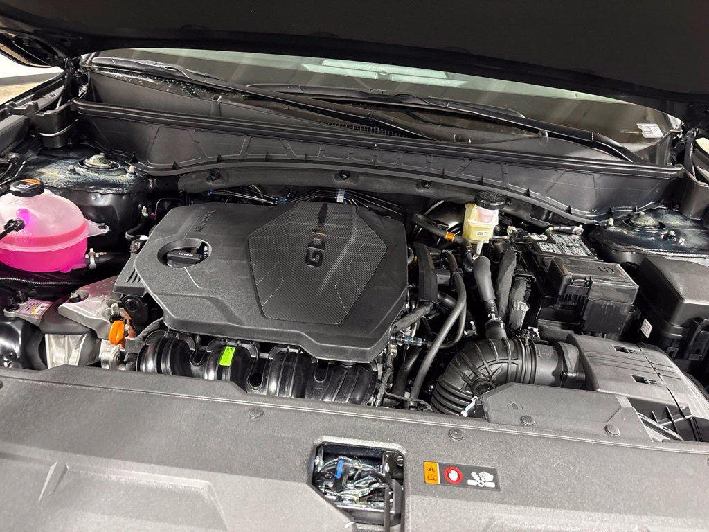New 2026 Black Hyundai SEL Plus AWD image 10