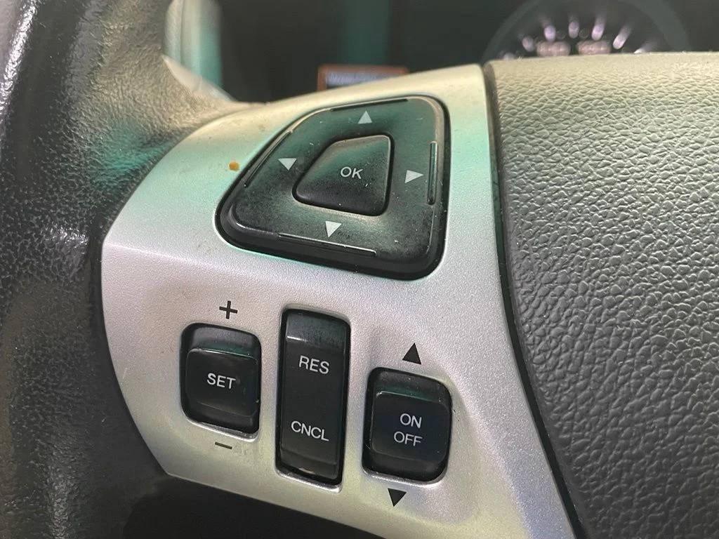 Used 2014 Silver Ford XLT image 23