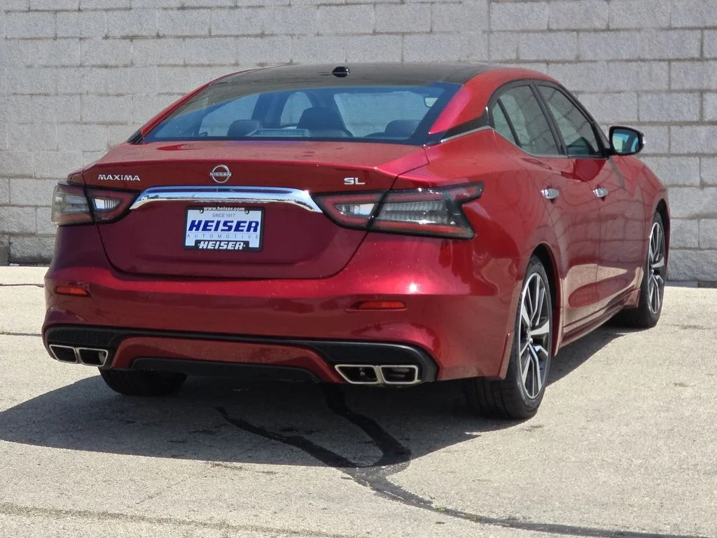 Used 2023  Nissan 3.5 SL image 13