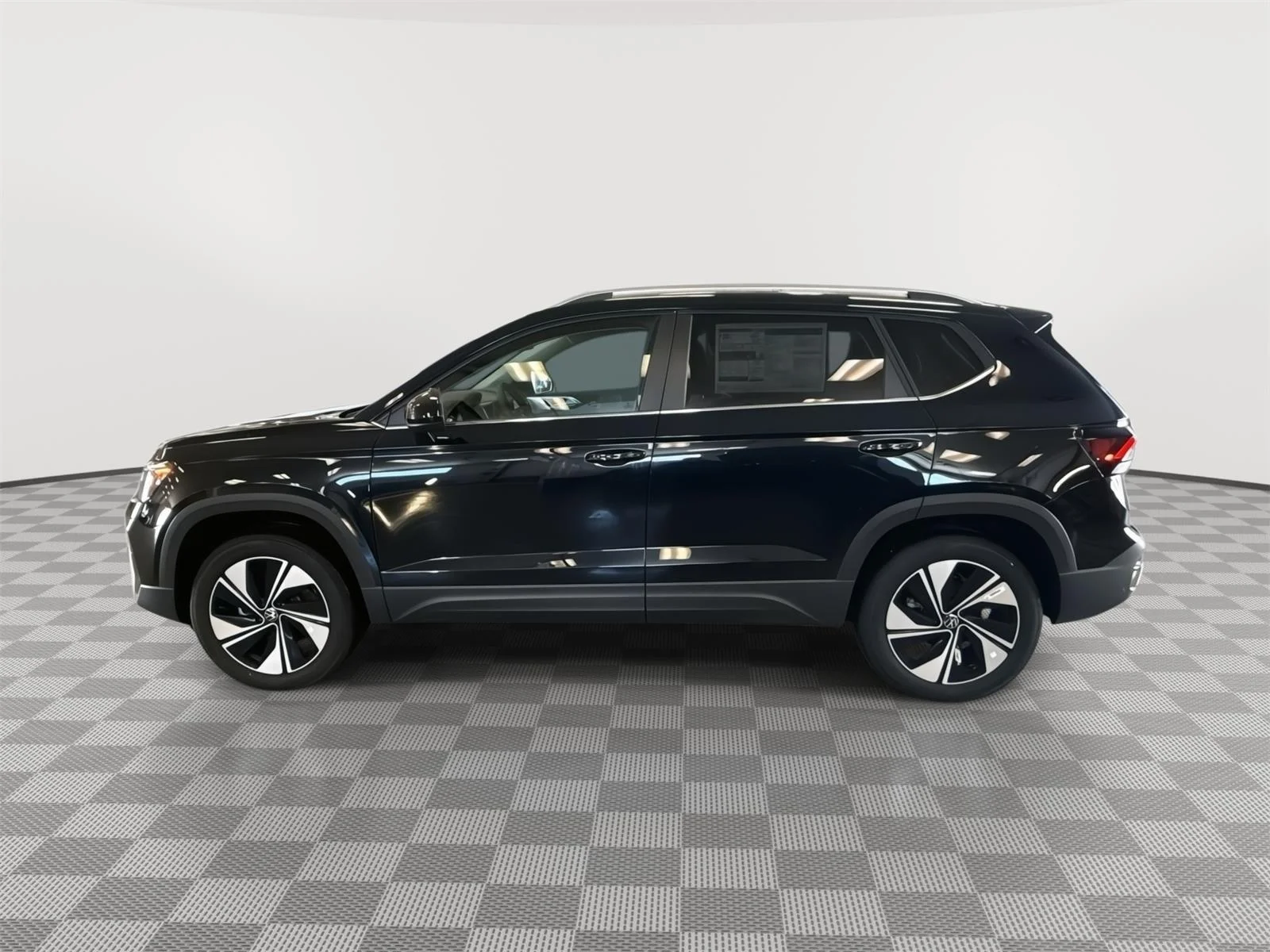 New 2026 Deep Black Pearl Volkswagen SE image 9