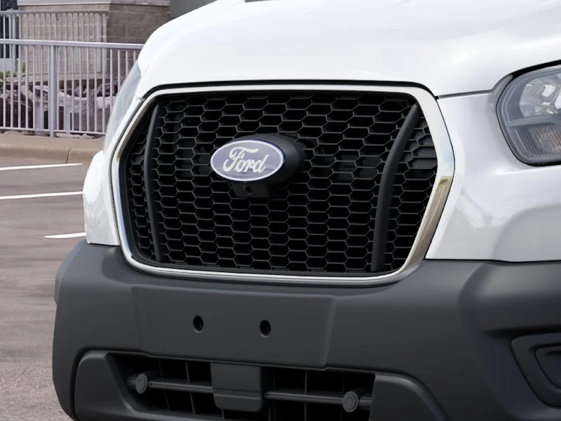 New 2027 White Ford Base image 38