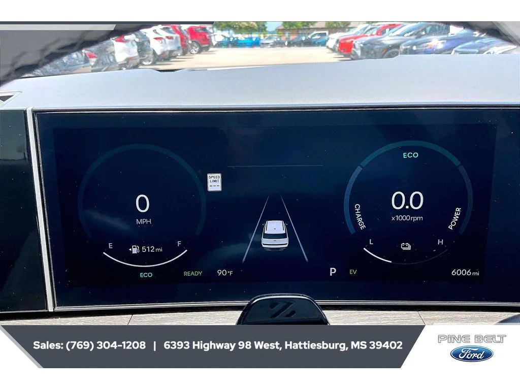 Used 2025 Phantom Black Hyundai Calligraphy image 15