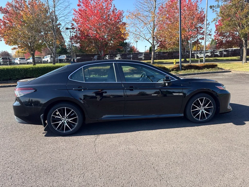 Used 2021 Midnight Black Metallic Toyota LE image 8