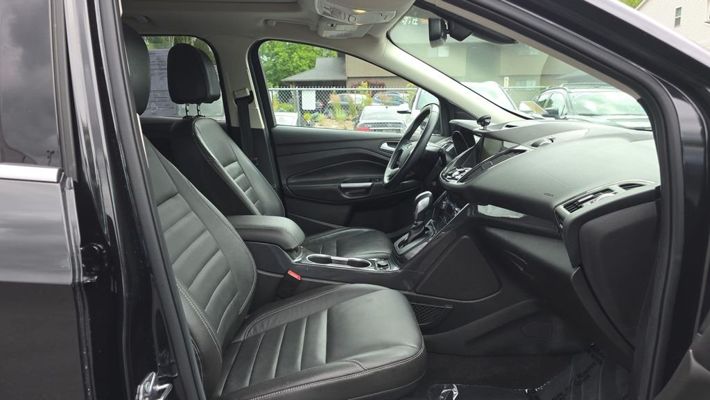 Used 2015 Tuxedo Black Ford Titanium image 10