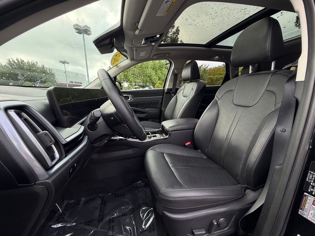 Used 2024 Black Kia SX image 24