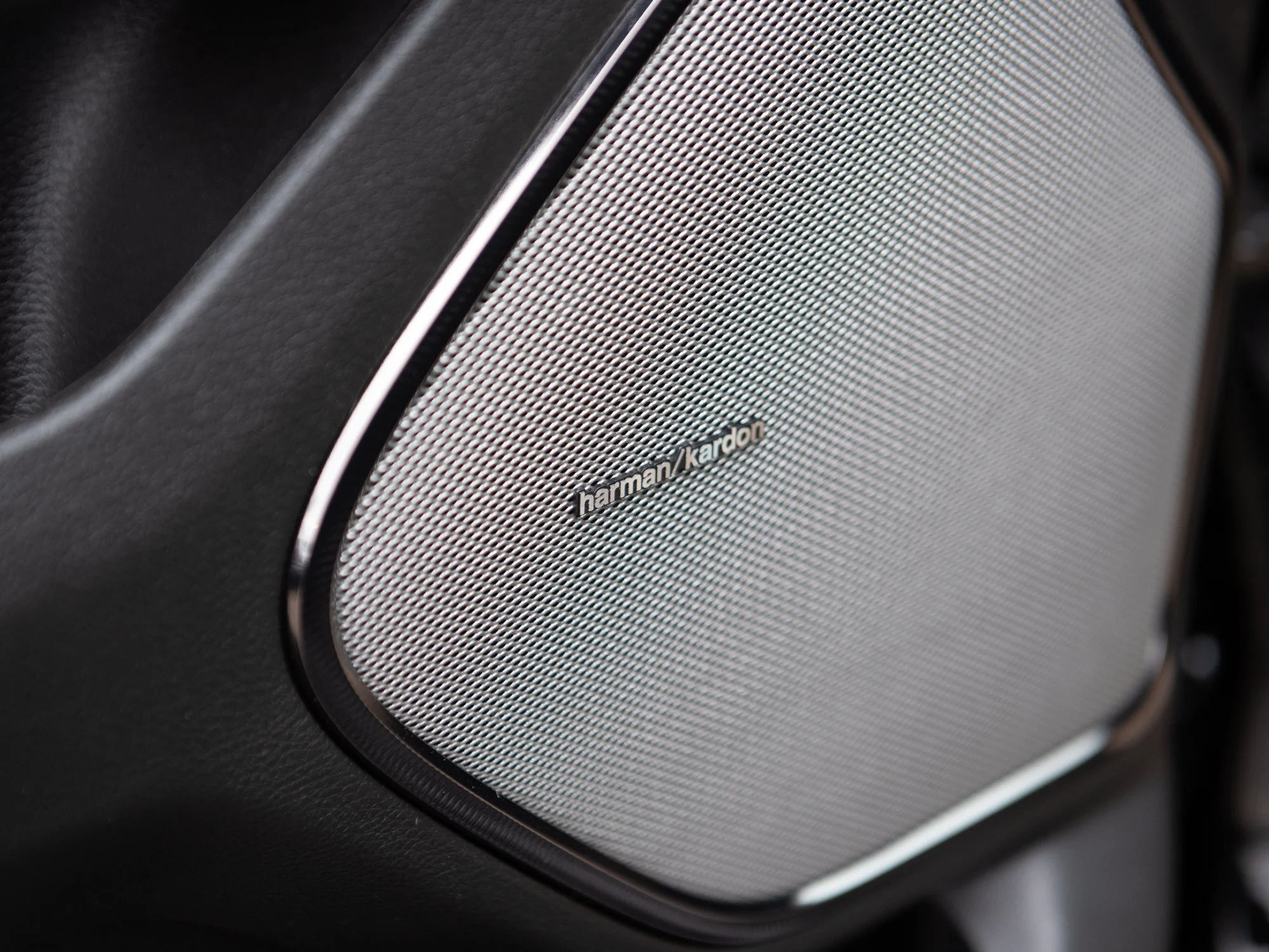 New 2026 Black RAM Sport* image 15