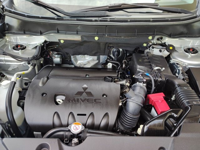 Used 2025 Silver Mitsubishi 2.0 ES image 29