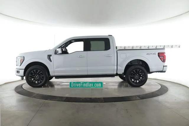 Used 2025 Gray Ford Lariat image 9
