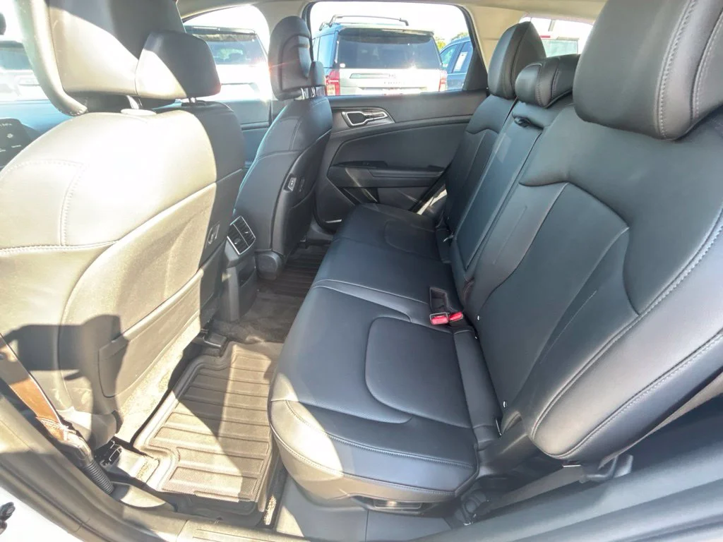 Used 2026 White Kia EX image 18