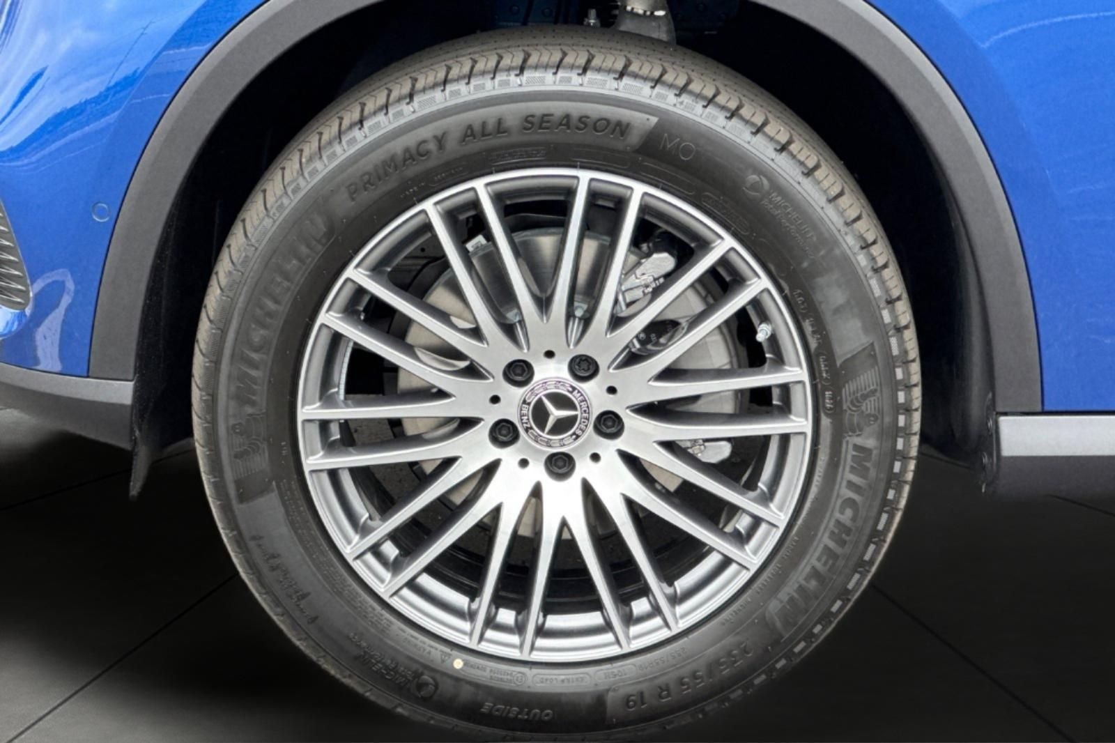 New 2026 Starling Blue Metallic Mercedes-Benz GLC 300 image 5