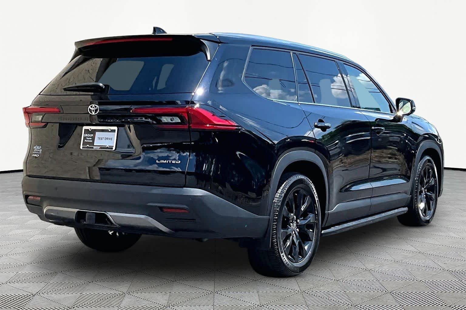 2024 Toyota Grand Highlander Limited - Photo 13