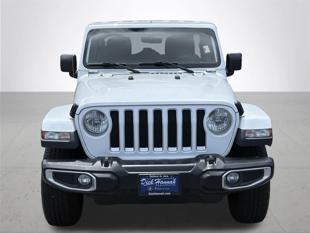 Used 2018 White Jeep Unlimited Sahara image 2