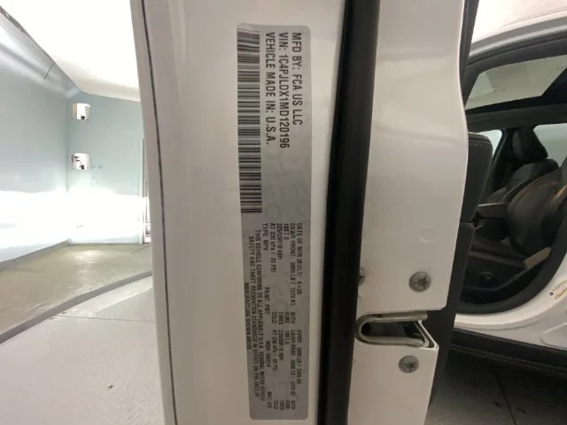 Used 2021 White Jeep Limited image 28