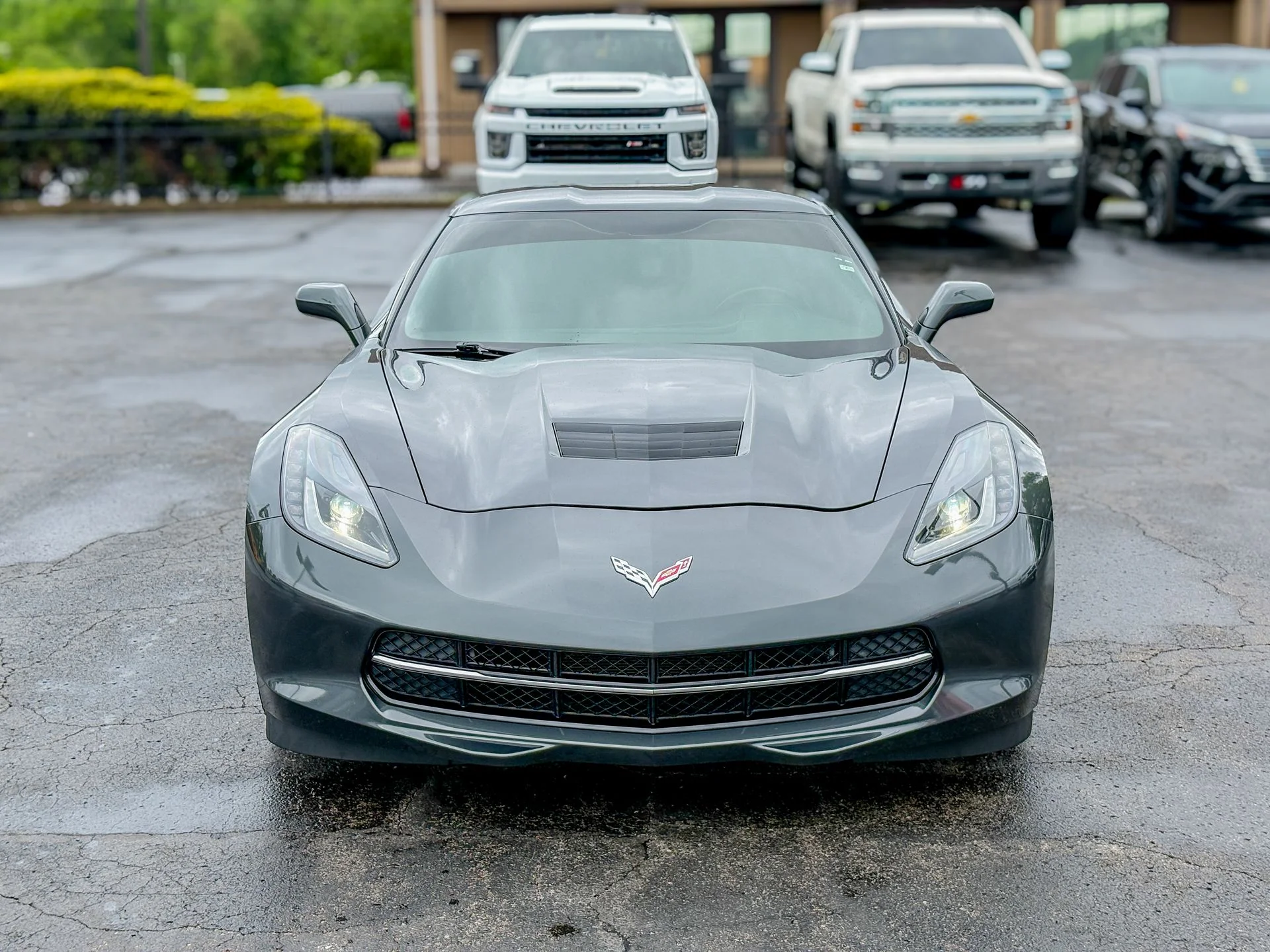 Used 2017 Gray Chevrolet Stingray image 5