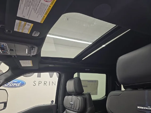 New 2027 Agate Black Metallic Ford F-450® Platinum® image 28