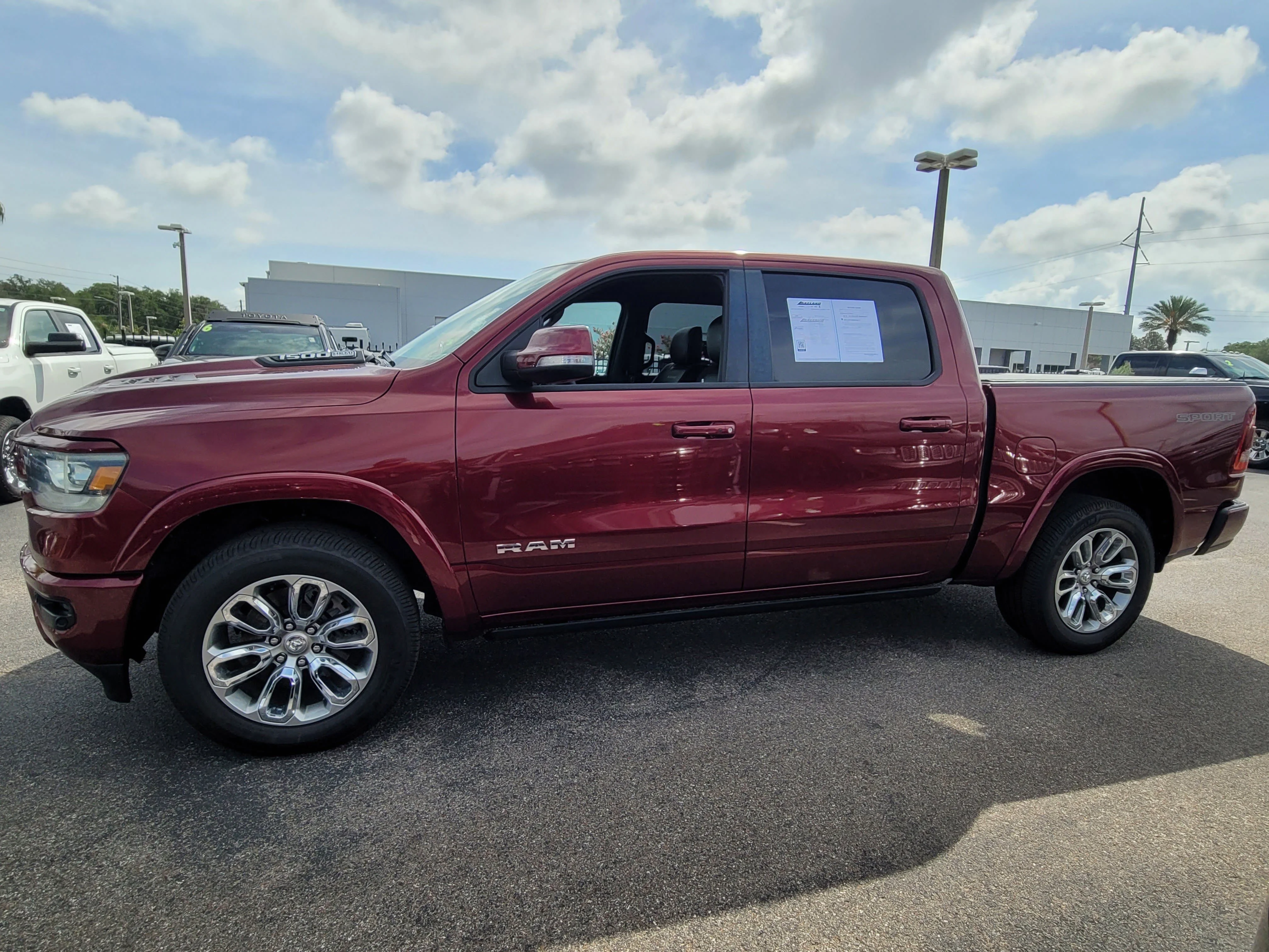 Used 2022 Delmonico Red Pearlcoat Ram Laramie image 7