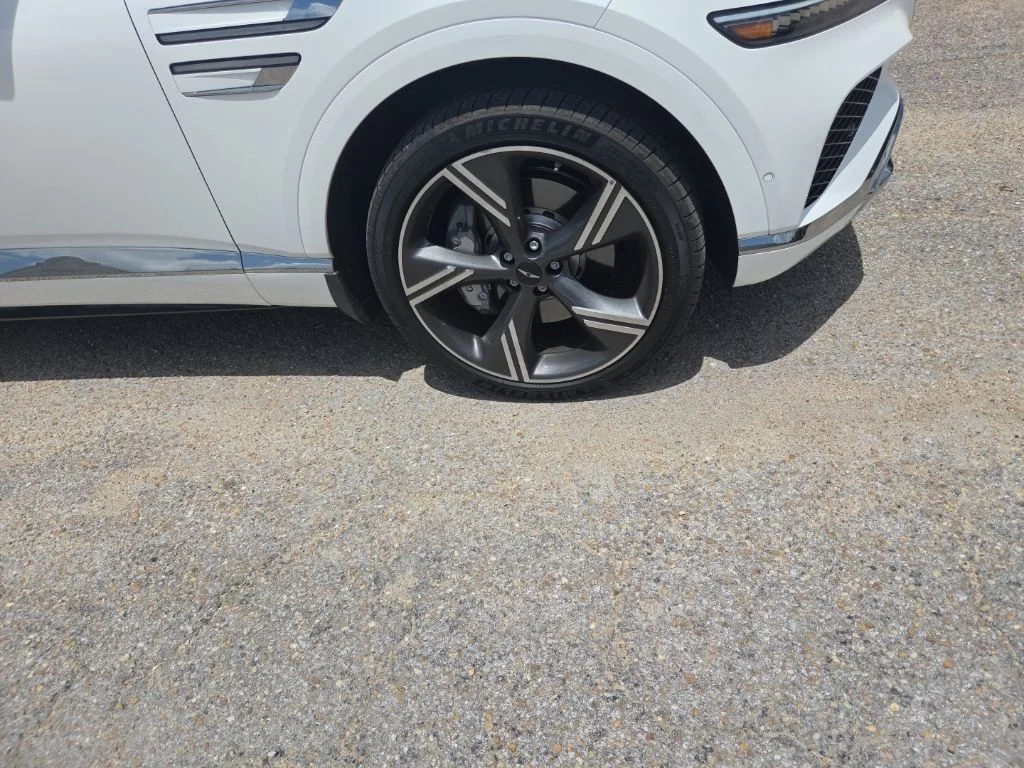 Used 2026 White Genesis 3.5T Prestige image 17