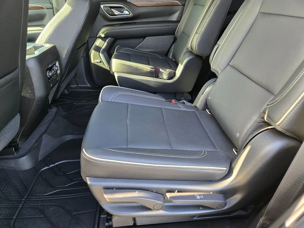 Used 2021 EMPIRE BEIGE METALLIC Chevrolet Premier image 11