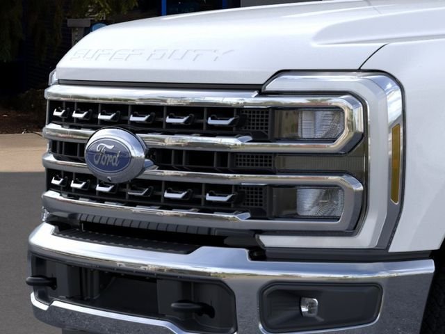 New 2026 Star White Metallic Tri-Coat Ford F-250® Lariat® image 17
