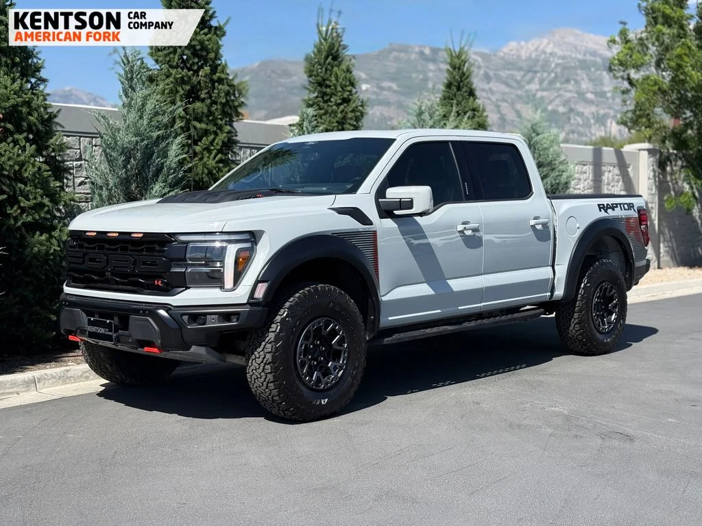 Used 2024 Gray Ford Raptor R image 3