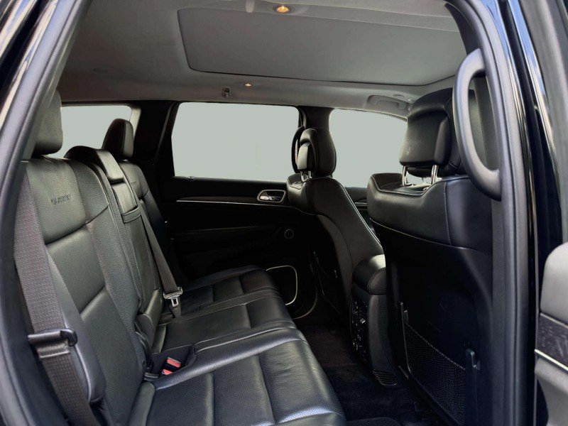 Used 2019 Black Jeep Summit image 26