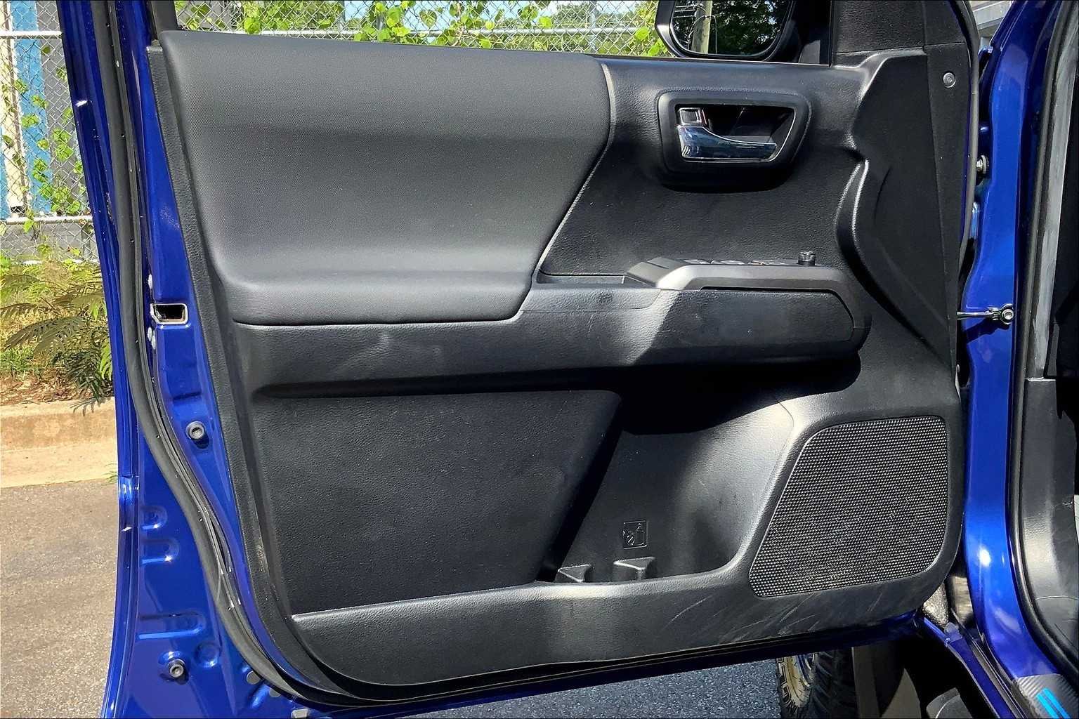 Used 2022 Blue Crush Metallic Toyota TRD Off Road image 20