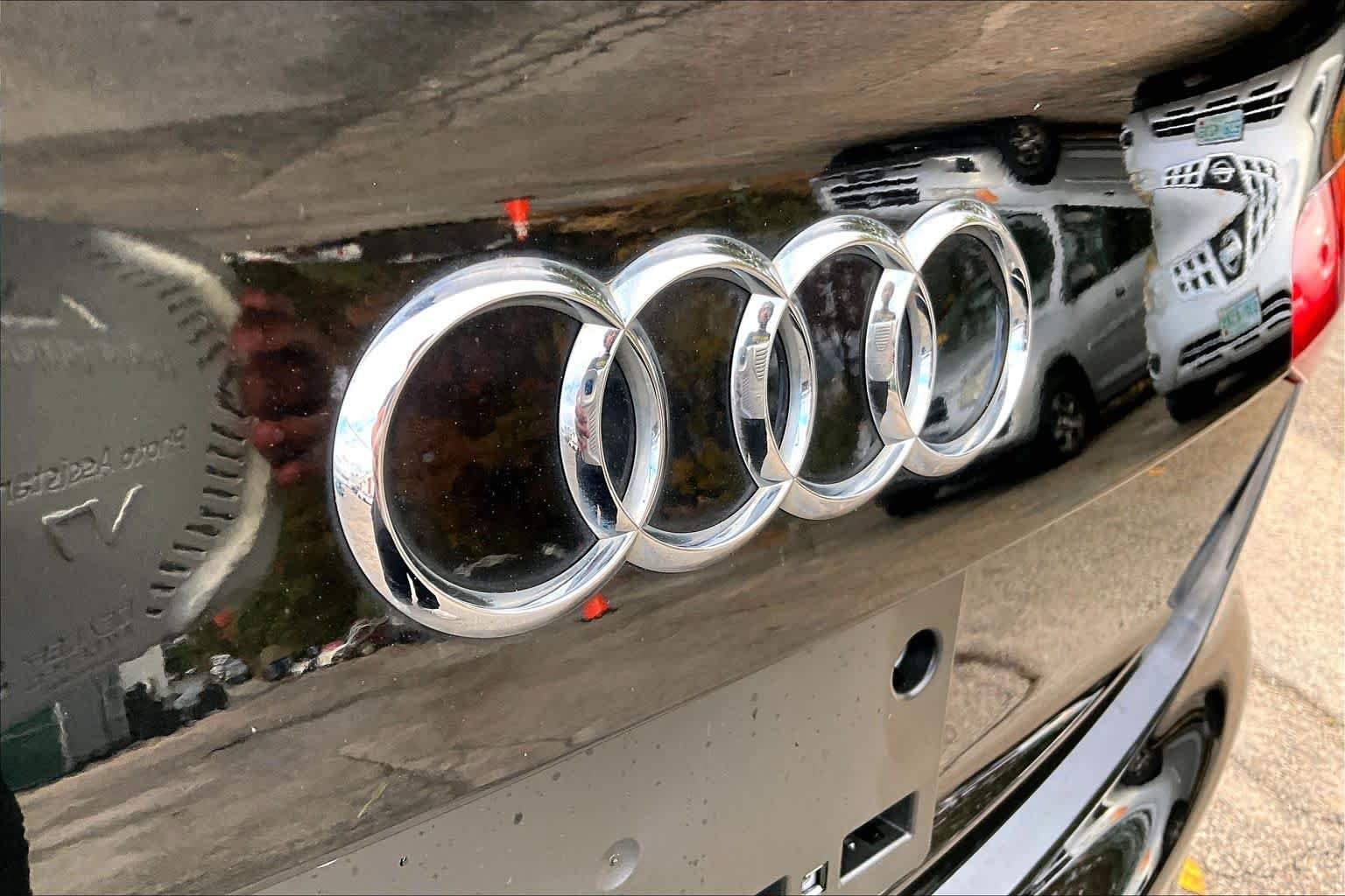 Used 2015 Brilliant Black Audi Premium Plus image 30