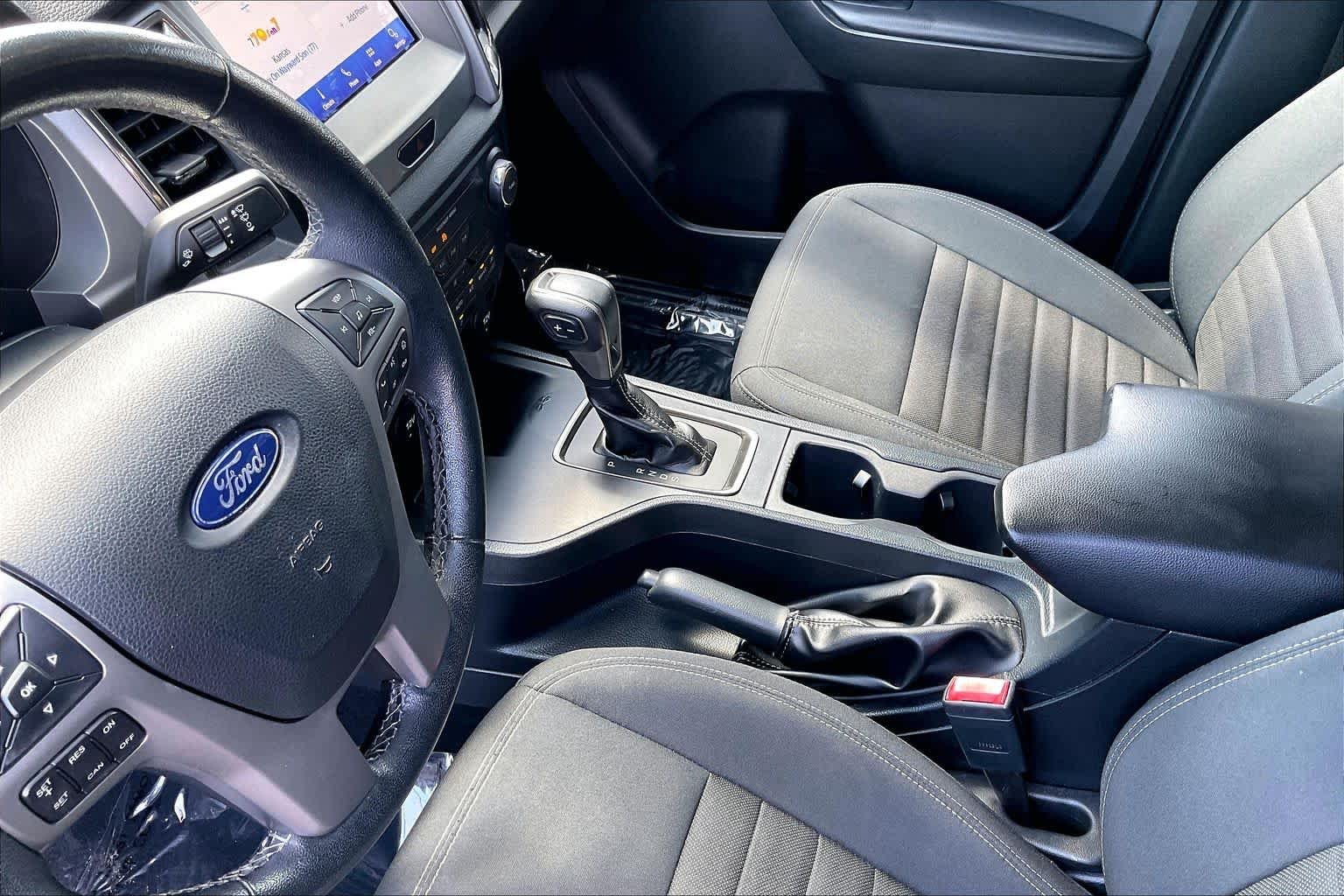 Used 2022 Velocity Blue Ford XLT image 17