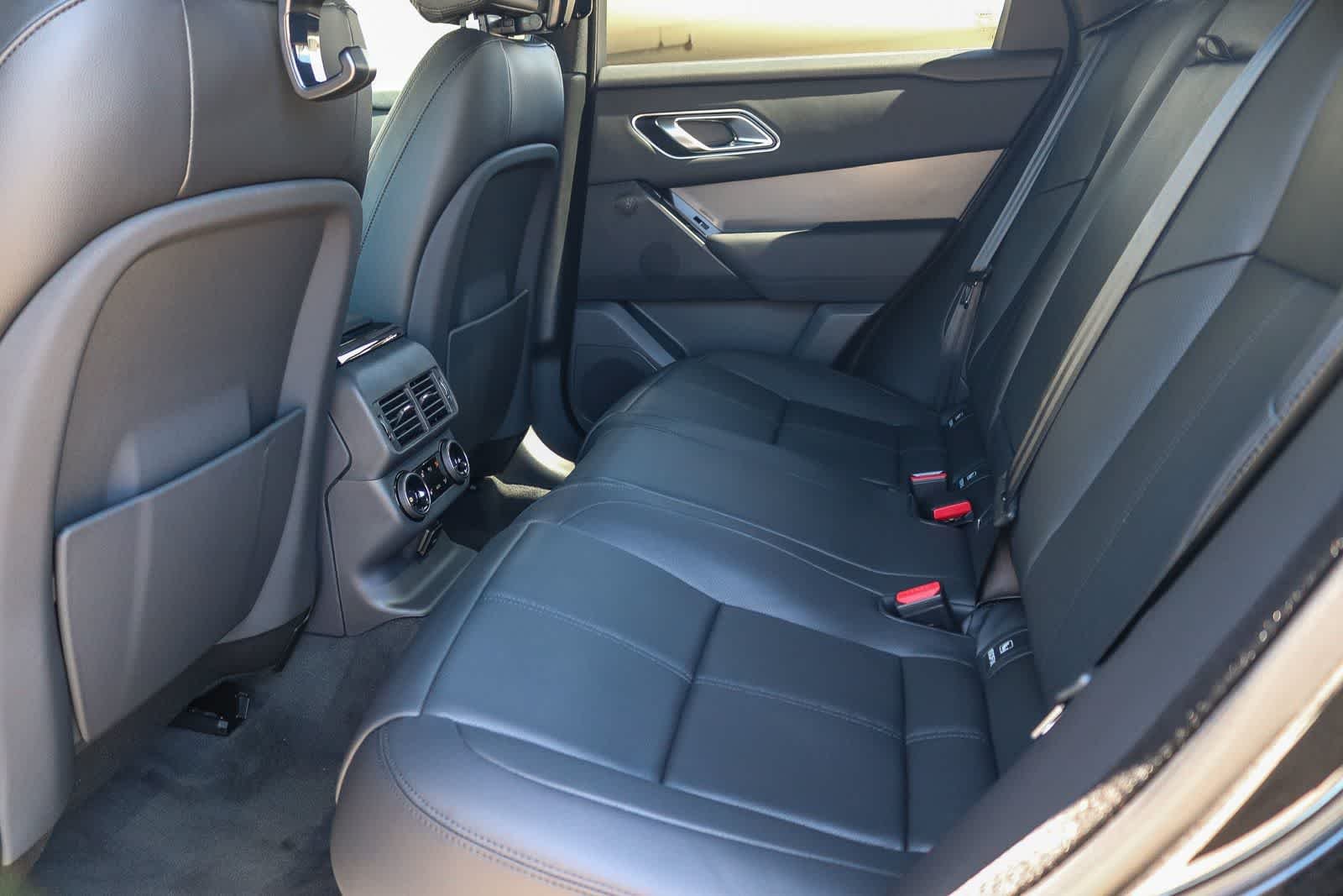 New 2026 Santorini Black Land Rover S image 17