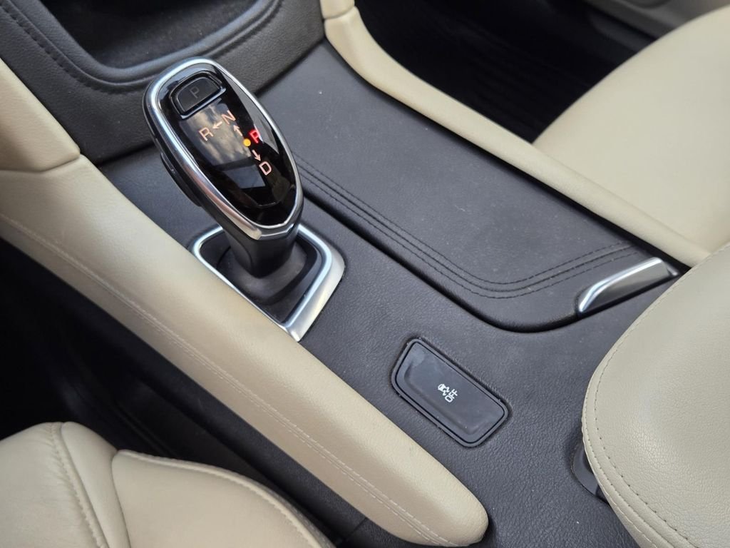 Used 2018 White Cadillac Luxury image 32
