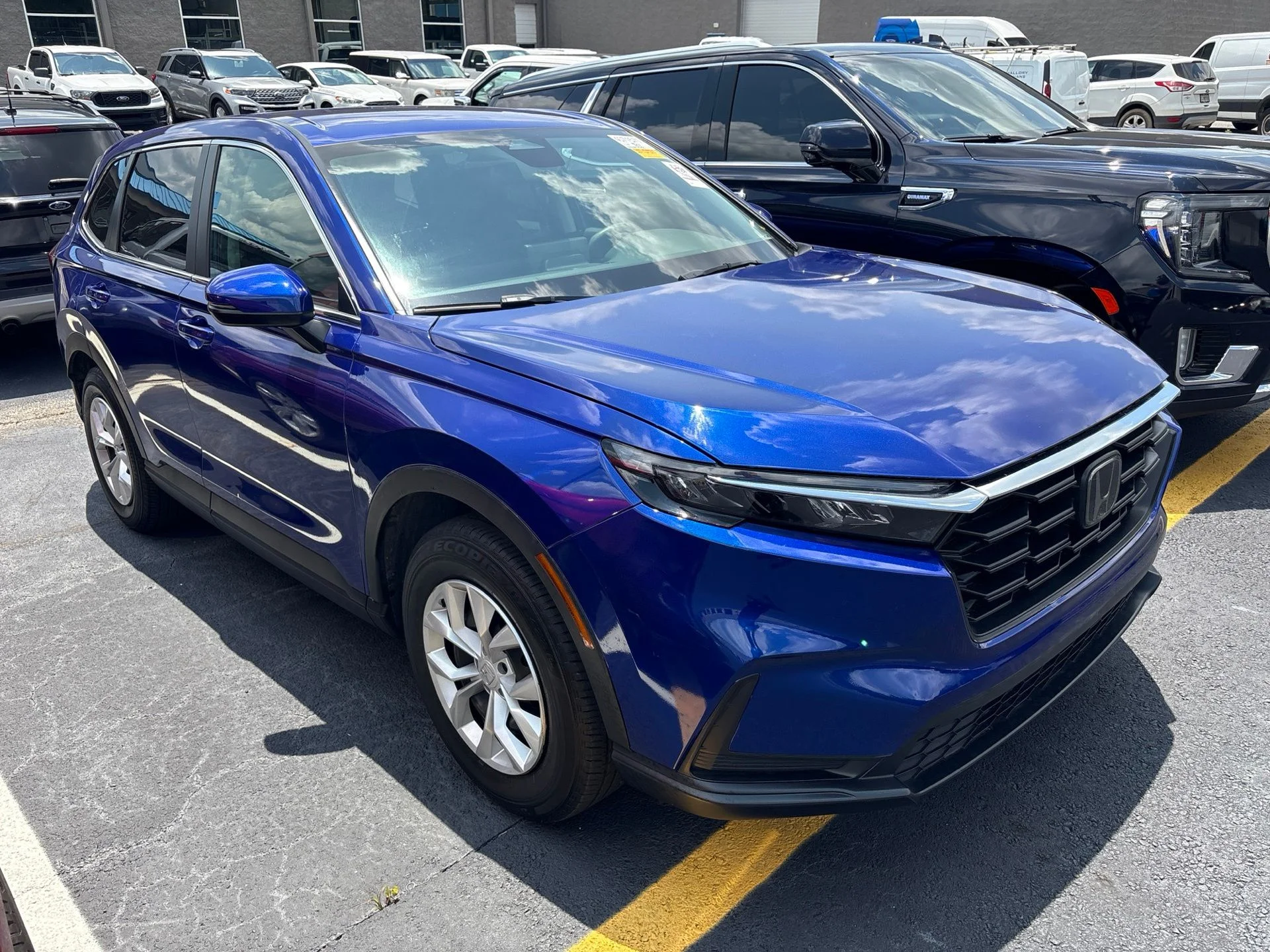 Used 2025 Canyon Honda LX image 2